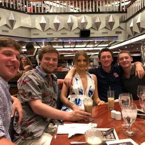 Meet your Posher, Peyton